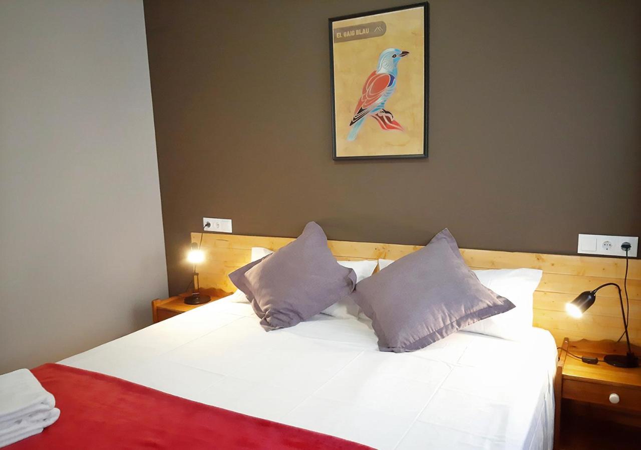 Hostal Fonda Prat Puigcerda Exterior photo