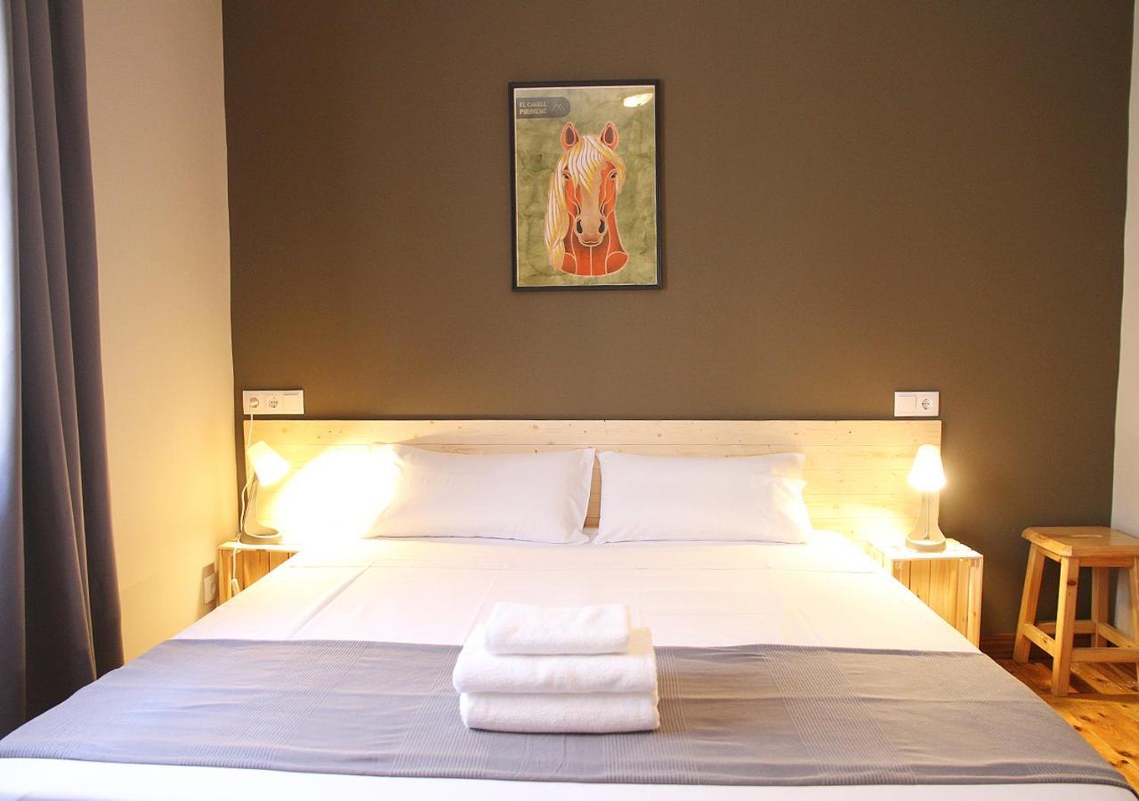 Hostal Fonda Prat Puigcerda Exterior photo